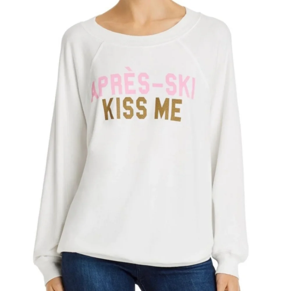 NWT Women's Wildfox Après-Ski Kiss Me Sweatshirt - Picture 5 of 8